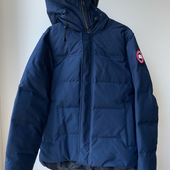 Canada Goose MacMillan Atlantic Navy Parka - Size M - Great Condition - Picture 1 of 10
